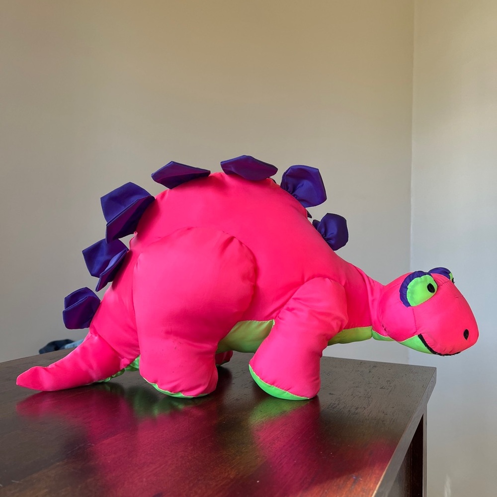 Hot pink, puffalump